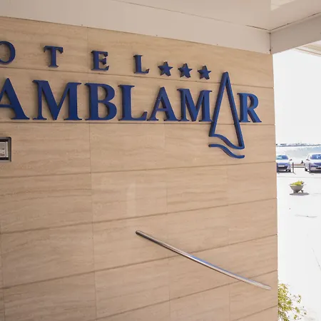Ramblamar 3* Roses