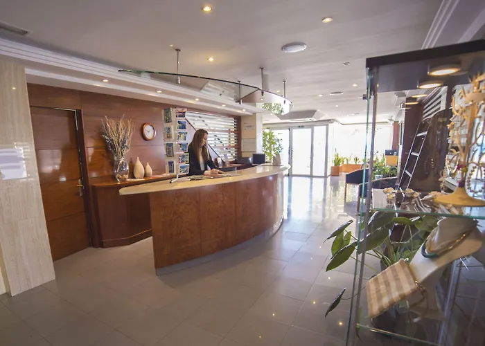 拉姆布拉玛尔酒店 罗萨斯